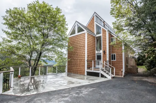 Lake View And Close To Lake Arrowhead Village - Chalets