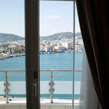 Blue Sea Hotel