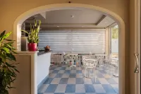 Hotel Nina - Parking