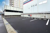 Hotel R9 the Yard Ena - parcheggio
