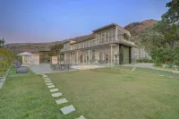 ELIVAAS Meraki Luxe 6BHK Glass Villa - Wifi