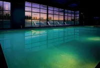 Great National Hotel Ballina - مسبح