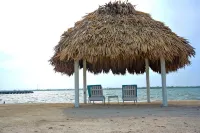 Seafront, 3 bedroom private villa, 6 guests, family vacation, activities nearby - Villas