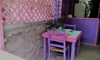 Somewhere Special Guesthouse - بار