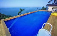Namhae Eunbit Bada Pension - Pools