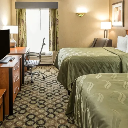 Quality Inn & Suites Columbus West - Hilliard