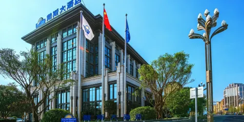 Days Hotel & Suites by Wyndham Sichuan Jiangyou - موقف سيارات