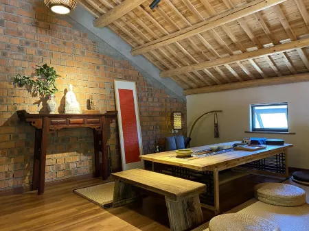 Mount Huangshan TeaGardenBnB Отели рядом с достопримечательностью «Taiping Lake»