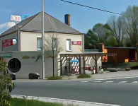Relais des Cinq Routes Hotels in Saint-Marcel