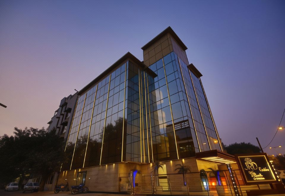 3. Jrd 이그조티..