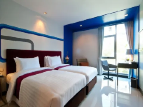 FX Hotel Metrolink Makkasan Hotels near Asoke