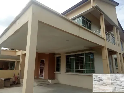 Diana Home @ Tuaran Hotels in Tuaran