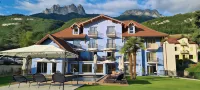 Hôtel le Mouton Bleu Hotels in Saint-Ferreol