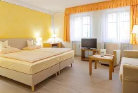 Goldener Schwan Hotel Garni Hotels near Museum Church in Franconia Spitalskirche