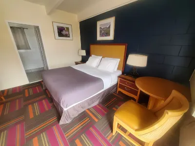 Thunder Bird Motel