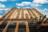 Four Points by Sheraton Kigali Hotels near Diamond House