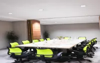 LeGreen Suite Kuningan