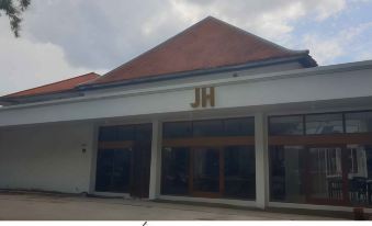 Hotel Istana Permata Dinoyo