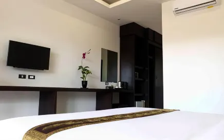 The Oasis Khaolak Resort