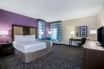 La Quinta Inn & Suites by Wyndham Houston Cypress Hotels in Cypress