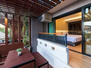 Nadee 10 Resort & Hotel