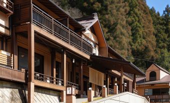 Shima Onsen Kashiwaya Ryokan