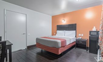 Motel 6-Orange, CA - Anaheim