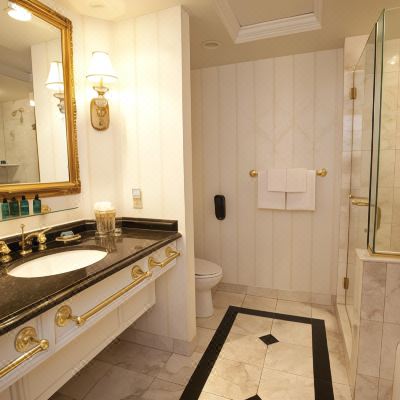 Luxury King Room Market Pavilion Hotel Promo Code