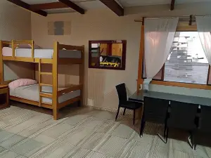 Kalani Heights 1 Bedroom House That Sleeps 6