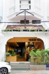 Hugger Hostel Hotel in zona Hat Noppharat Thara