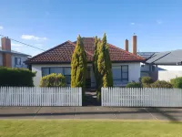 The Warrnambool Wharf House Hotel a Koroit