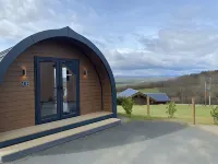 The Vu Snugs Hotels near Blackness Castle