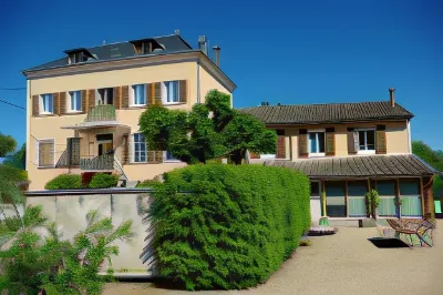 Le Clos des Tanneurs Hotels in Saint-Jean-d'Ardières
