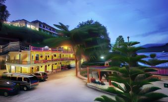 Pandu Lakeside Hotel Parapat