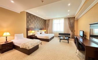 Modern Hotel - Housity