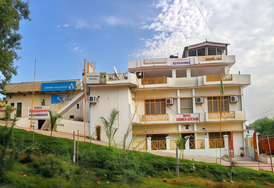 hotel overview picture