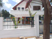 Rajabawana Holiday Resort Hotel dekat Rajarata University of Sri Lanka