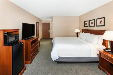 Holiday Inn Express & Suites Hampton South-Seabrook