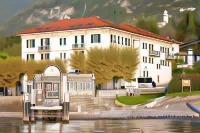 Hotel Lenno Các khách sạn ở Colonno