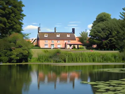 Colston Hall Farmhouse B&B Hotels near Leiston Abbey