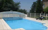 Chateau de Faudade Hotels in Daux