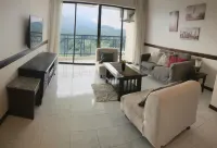 AFamosa Purple Dream Residence Condotel Homestay