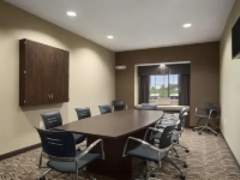 Microtel Inn & Suites by Wyndham Fairmont Hotels in White Hall