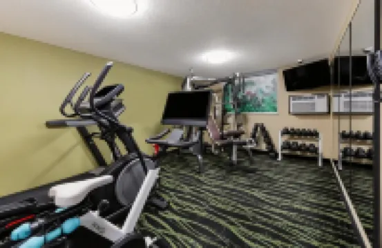 Baymont by Wyndham Liberty MO
