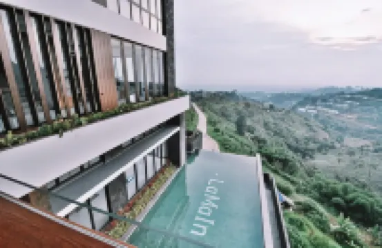 LaMaIn Villa Dago Pakar