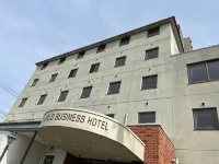 World Business Hotel - parking