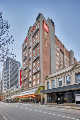Ibis Perth Hotels near Northbridge Piazza