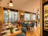 Prassede Palace Hotel Hotels near Sacred Road