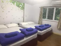 Three in Town Hotel di Khuan Khanun
