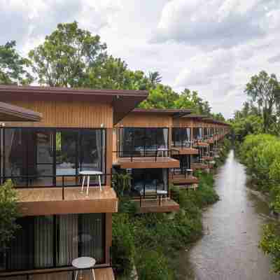 เดอะ เกรซ อัมพวา รีสอร์ท Hotel Exterior